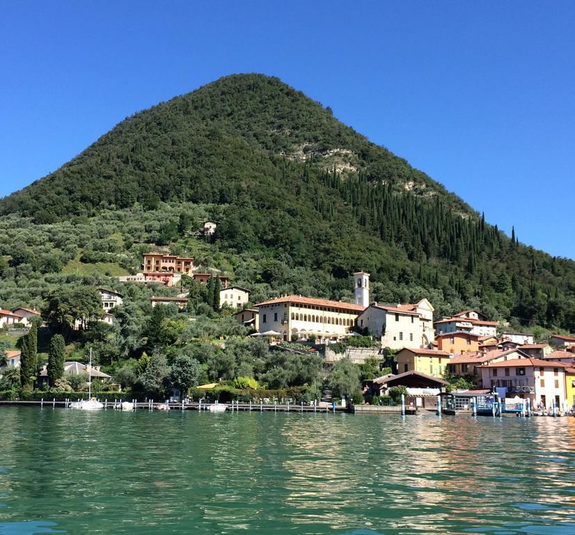 Castello Oldofredi Aparthotel Monte Isola Ngoại thất bức ảnh